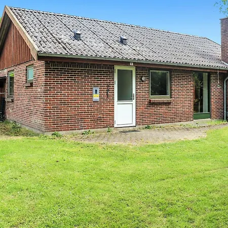 Ismo - 30km From The Sea By Interhome *